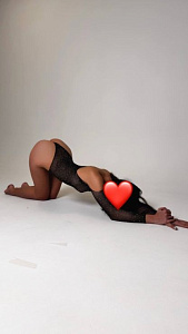 Лилия — фото и список услуг