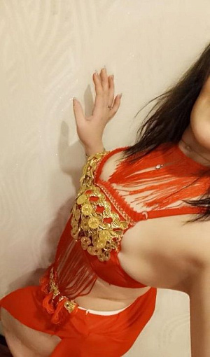 Девушка Мадина, фото и отзывы