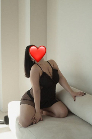 Полина — фото и список услуг